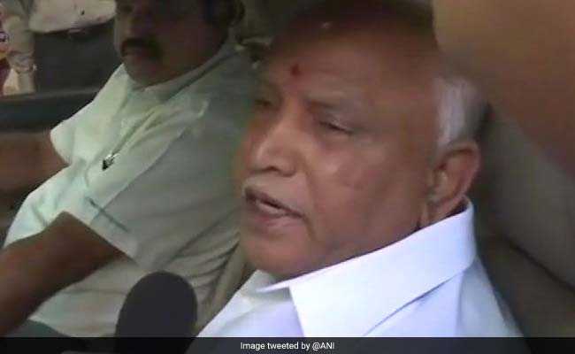 कर्नाटक का 'नाटक': फ्लोर टेस्ट से पहले BJP और कांग्रेस आमने-सामने, जानें किसने क्या कहा