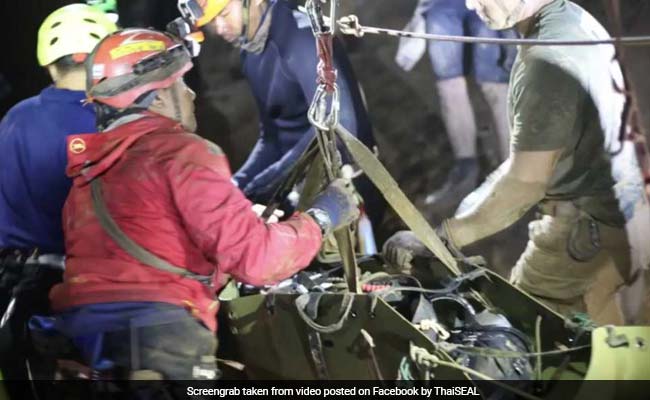 Thai Navy SEAL's Footage Shows How Sedated Boys Were Carried From Cave